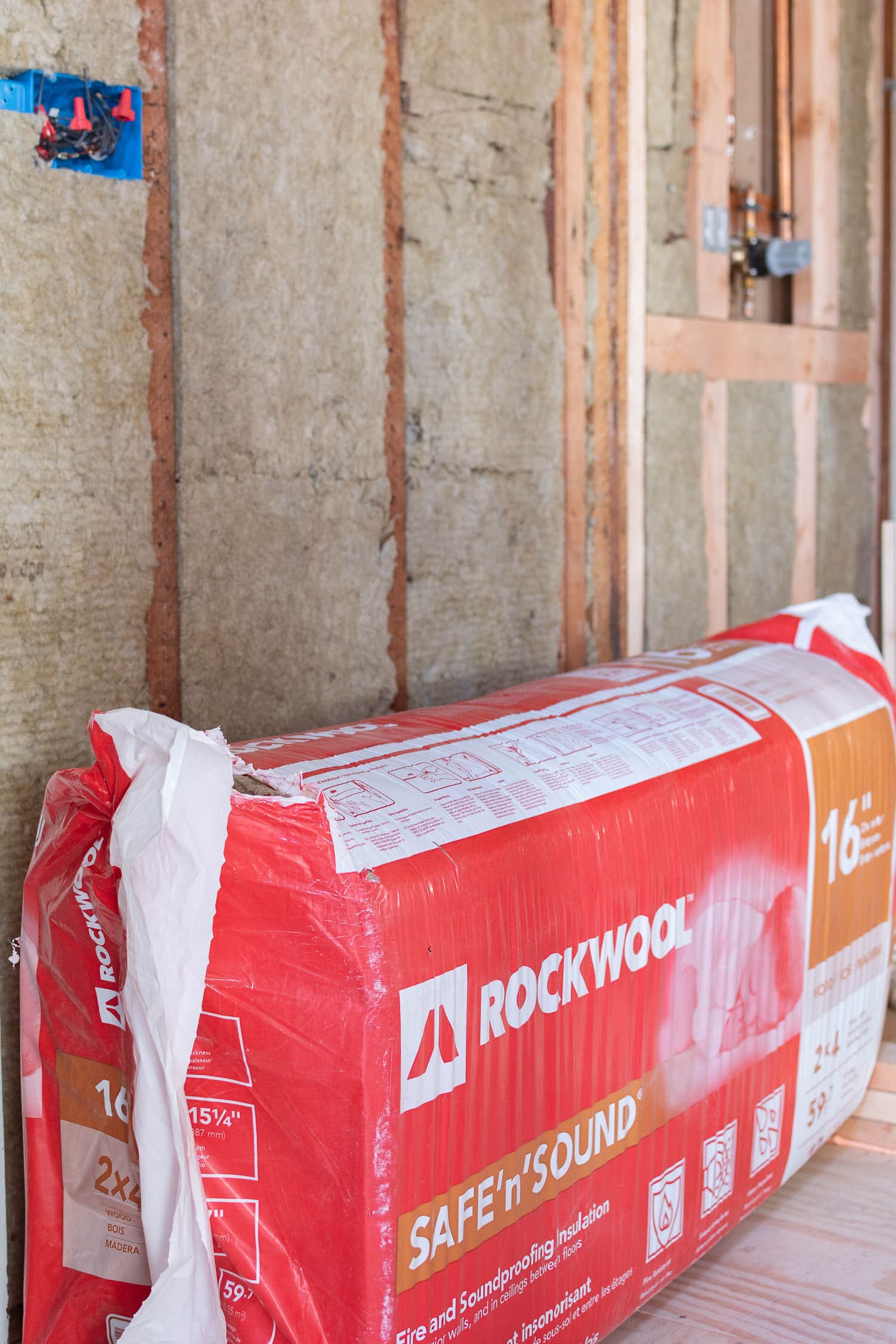 Insulation services Montreal featuring ROCKWOOL Safe’n’Sound stone wool insulation designed for superior sound absorption and fire resistance in interior walls, floors, and ceilings of residential buildings.