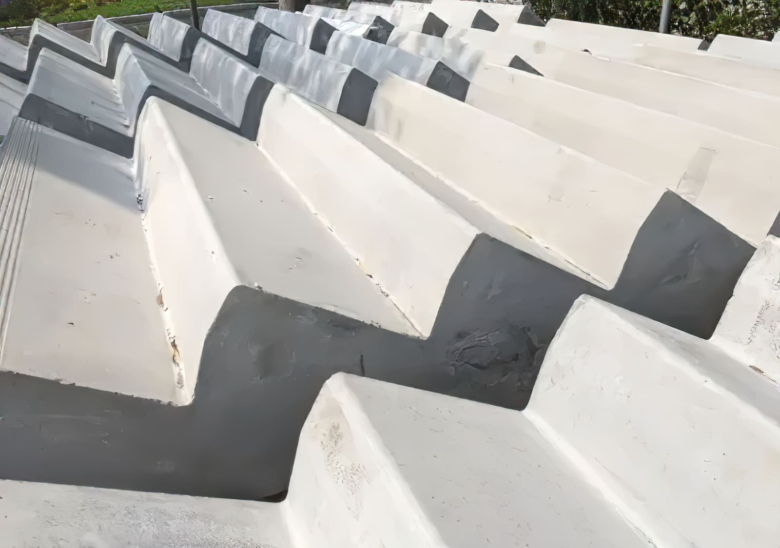 Precast concrete stairs Quebec — factory-manufactured concrete stair units transported to the construction site for quick installation. Commonly used in residential, commercial, and industrial buildings, these durable, low-maintenance stairs ensure consistent quality, reduce construction time, and provide immediate structural stability after installation.